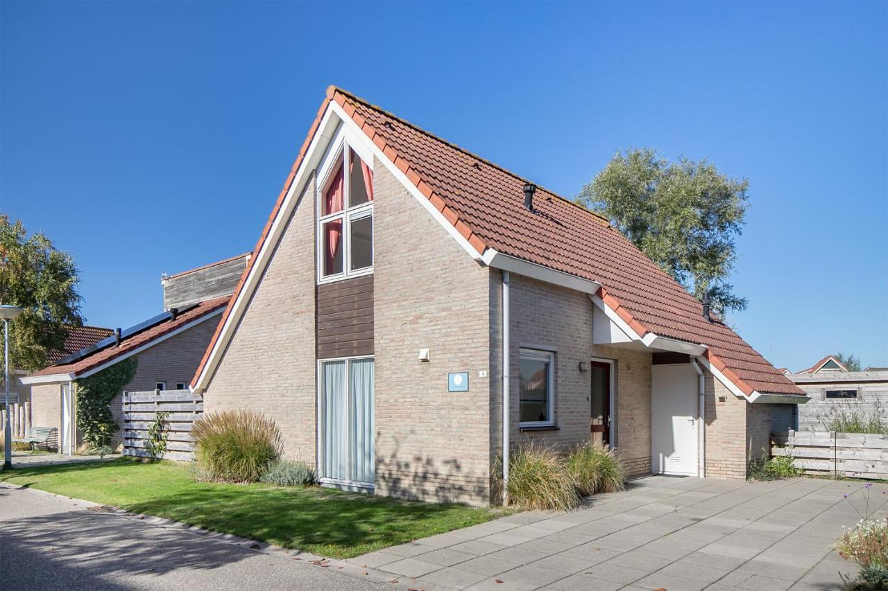 Vakantiehuis Vrijstaand Met Tuinhuis En Veranda - Zwin 004 *