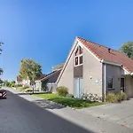 Vrijstaand vakantiehuis met tuinhuis en veranda - Zwin 004
