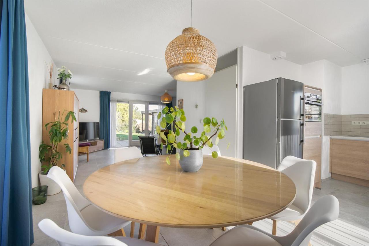 Vrijstaand Met Tuinhuis En Veranda - Zwin 004 Vakantiehuis *