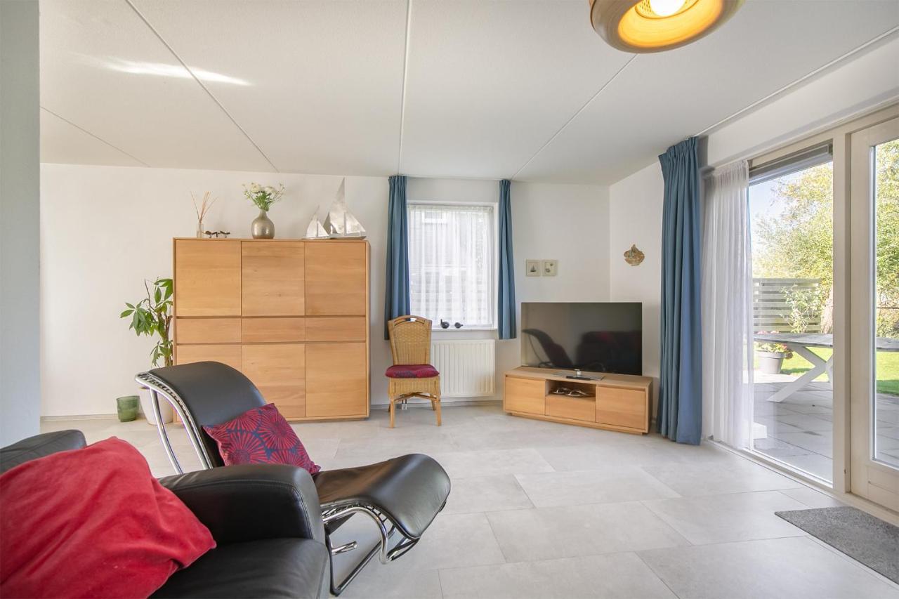 Vakantiehuis Vrijstaand Met Tuinhuis En Veranda - Zwin 004 Breskens