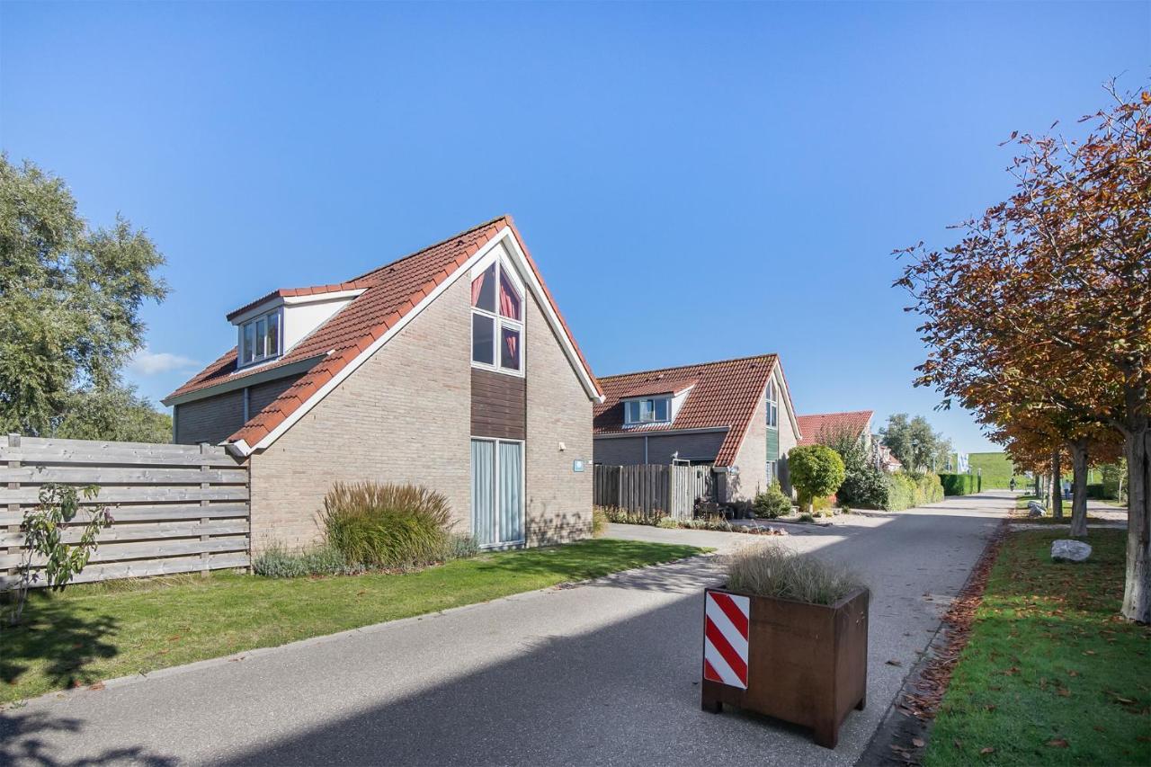 Vrijstaand Met Tuinhuis En Veranda - Zwin 004 Vakantiehuis *