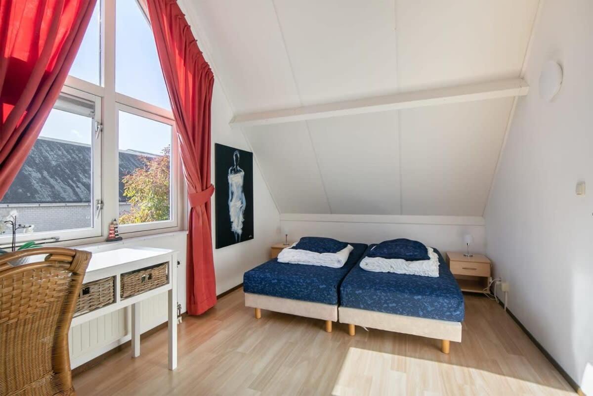 Vakantiehuis Vrijstaand Met Tuinhuis En Veranda - Zwin 004 Breskens